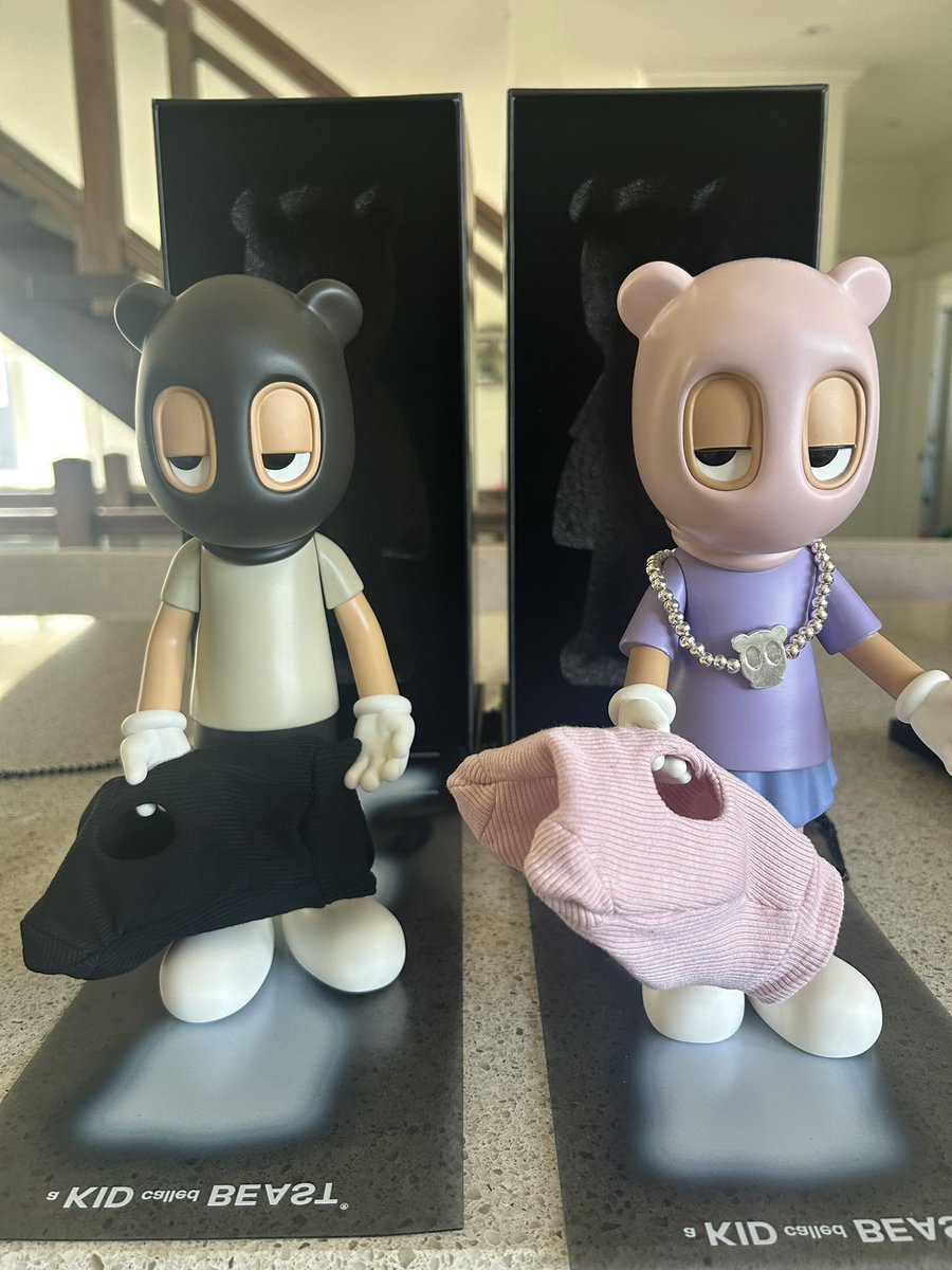 Lee 👺🏝️ (@leeobnft) on Twitter photo Talk about quality, <a href="/akidcalledbeast/">a KID called BEAST</a> and <a href="/Rafsby/">Rafsby | a KID called BEAST</a> delivered on these.
Beautiful unboxing experience from the chains to contain the beast to the packaging protecting the figures, everything was perfect.
Free for beast holders and designed in Canada, what more do you want? Talk about quality, <a href="/akidcalledbeast/">a KID called BEAST</a> and <a href="/Rafsby/">Rafsby | a KID called BEAST</a> delivered on these.
Beautiful unboxing experience from the chains to contain the beast to the packaging protecting the figures, everything was perfect.
Free for beast holders and designed in Canada, what more do you want?