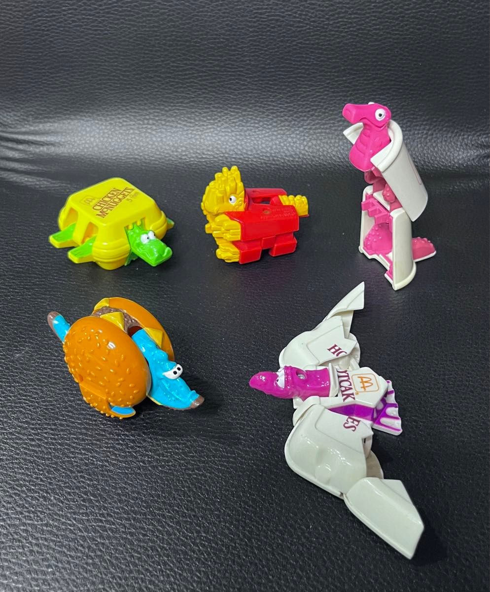 マックのハッピーセットは一旦コラボやめて昔みたいに↓こういうのでいいんじゃないの🍔🍟
#ハッピーセット