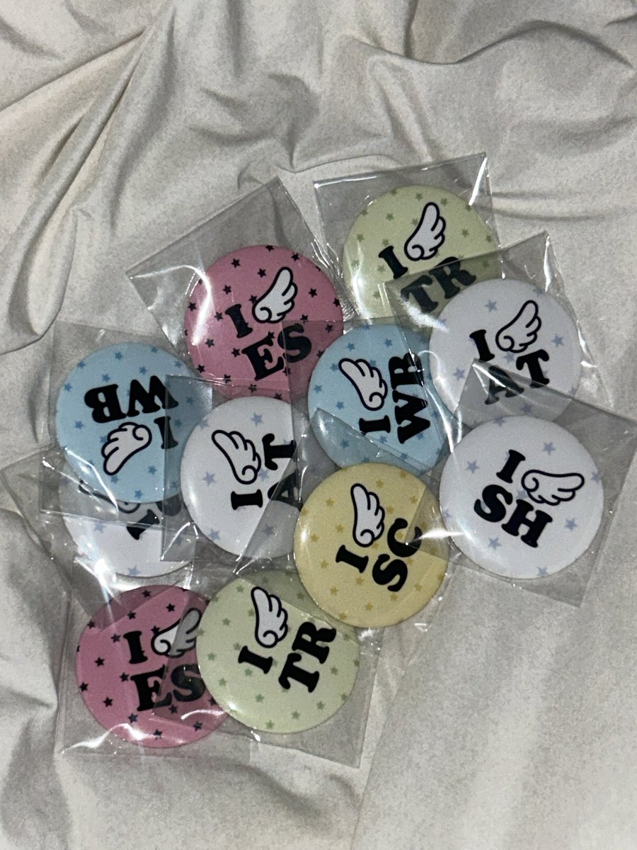 ✩ 라이즈 핀뱃지 수요조사 폼 OPEN ✩

제작 확정시 #rt 두분께 핀뱃지 (배송비부담)

🕖 8/12 00:00 ~ 8/17 23:59

▪️꼭 구매 희망하시는 분만 참여 부탁드립니다!!
▪️판매 확정시 구매 이벤트도 있을 예정

🔗 witchform.com/demand/formVie…