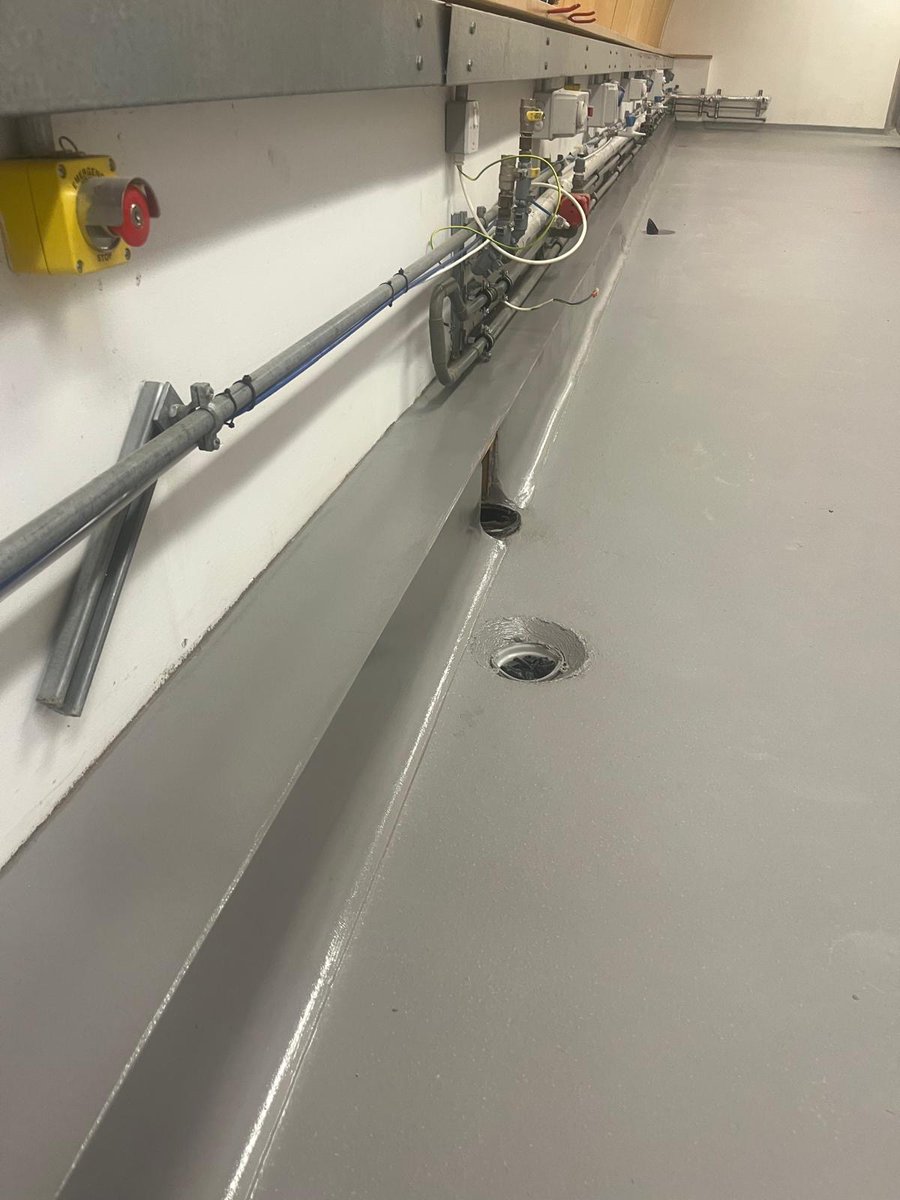 ResintekServ's tweet photo. Successful completion of the second phase at Cambridge University by our team, installing Resdev Pumadur HF Floors over a wide area. Congrats to Rob Kelly &amp; team for their hard work. Looking forward to more challenges. @resdev_resdev https://t.co/21MPDAd62b