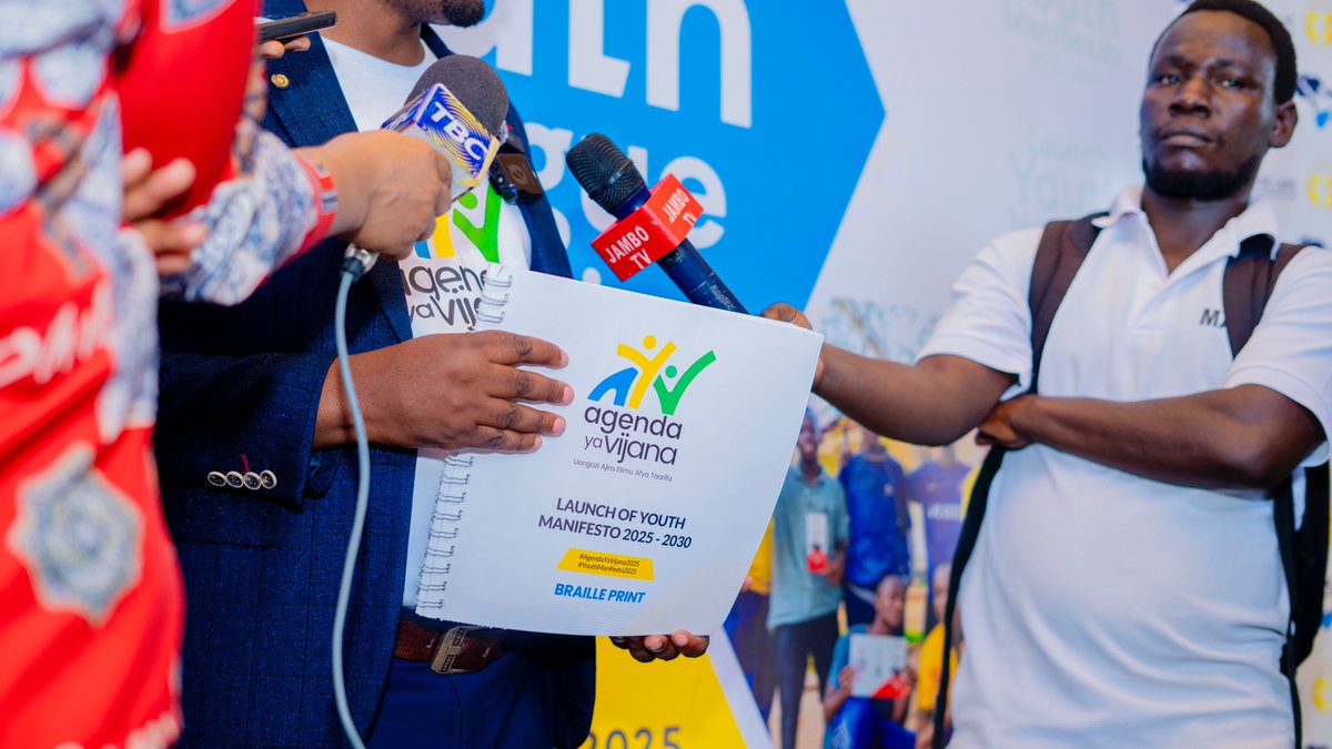 ItsKamala's tweet photo. Tanzania is a young nation, with over 74% of its population under the age of 35. Yet youth continue to face significant barriers in education, employment, leadership, healthcare, and access to justice. This Manifesto is both a roadmap and a call to action, #AgendaYaVijana2025 https://t.co/Hj4Y217PLE