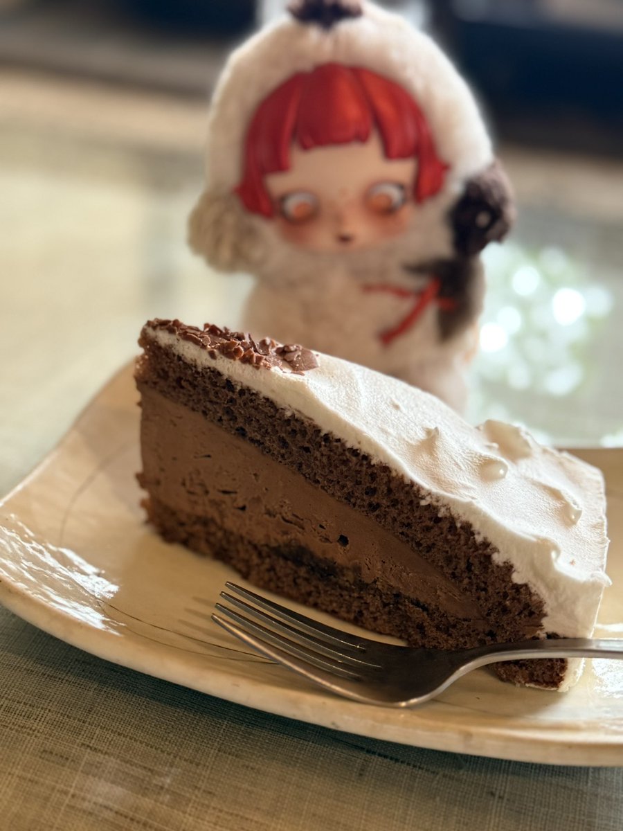 kuru333_Game's tweet photo. ココアちゃんとケーキ。
#POPMART大好き https://t.co/dqfuGoqPc3