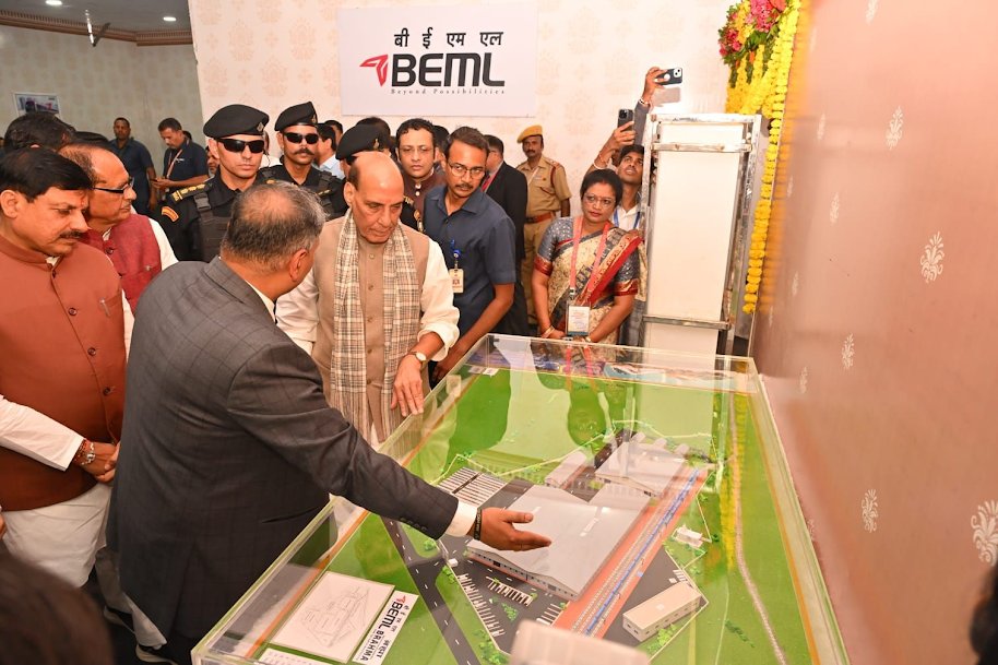 RailAnalysis's tweet photo. BRAHMA–#BEML #RailHub #foundationlaid in #MadhyaPradesh, Boosting ‘#MakeinIndia’ initiative

Read more: https://t.co/N5ZRa9qSmV

#Railmanufacturinghub #BrahmaBEML #Manufacturingfacility #Railinfrastructure #Rollingstock #Production #Metrocoaches #Vandebharat #Railanalysis https://t.co/DNKjrkRSCx