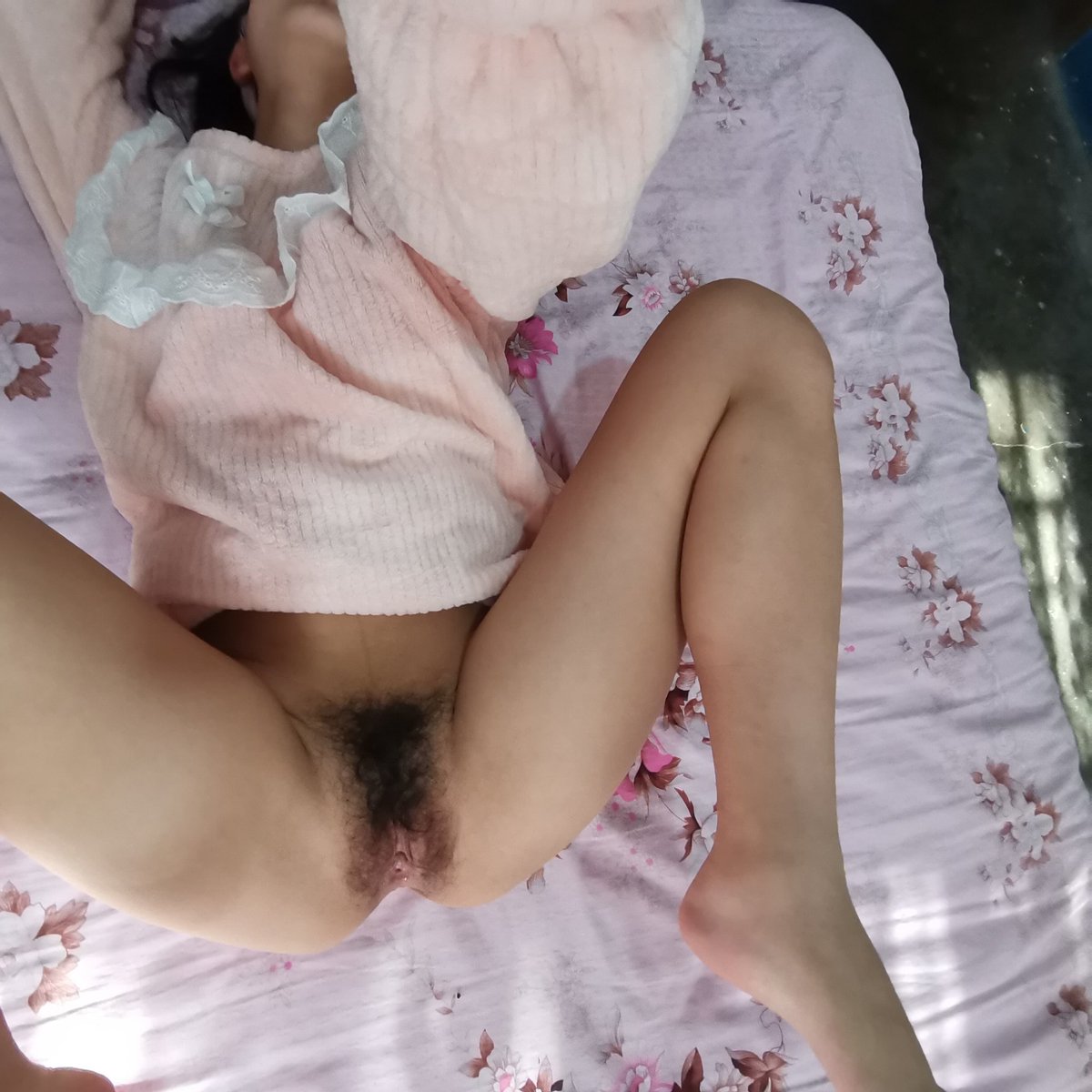 ZQ0801's tweet photo. 湖南怀化幸福家园东区来约
武陵中学2318班陈美涵
身份证：2010.11.24
431223201011240083
QQ：3845918780
vx：rosexnkl
快手：chen-just-do-it
抖音：0096zbh https://t.co/F4vM4zZdYF