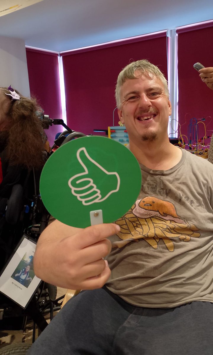 HFHC_LTD's tweet image. Halloween Committee Meeting

We gathered for the first Halloween Committee meeting—and the ideas were flying! Costume contests, spooky treats, and a haunted disco are all on the table. Planning is half the fun!🎃

 #HalloweenPlanning #MakingChoices #CareerinCare