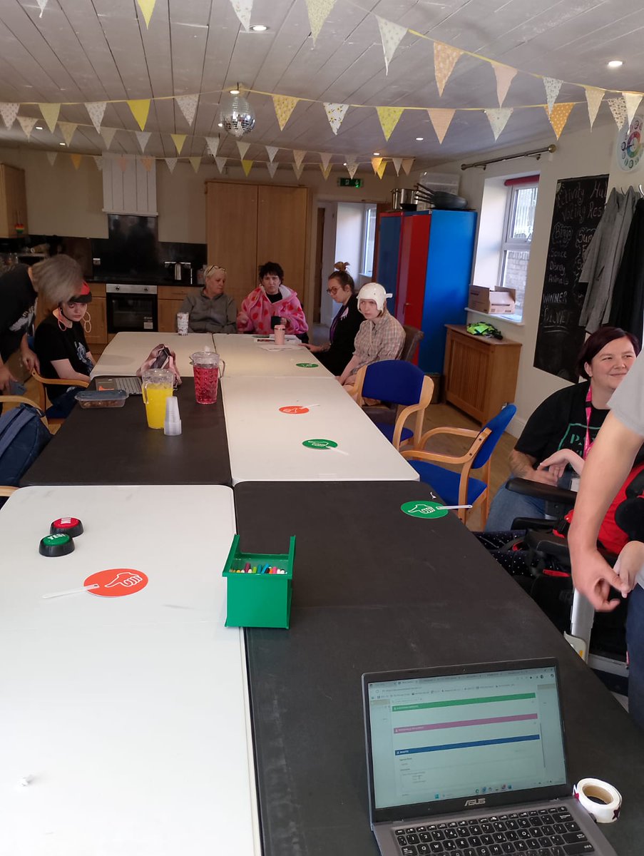 HFHC_LTD's tweet image. Halloween Committee Meeting

We gathered for the first Halloween Committee meeting—and the ideas were flying! Costume contests, spooky treats, and a haunted disco are all on the table. Planning is half the fun!🎃

 #HalloweenPlanning #MakingChoices #CareerinCare