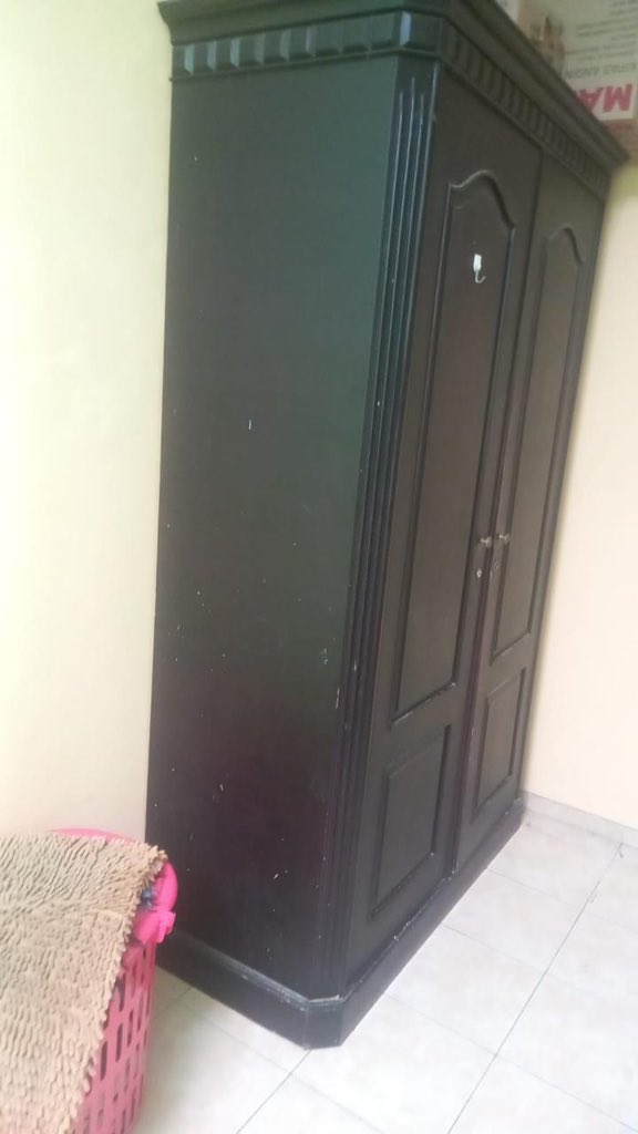 dinosrawrxz's tweet photo. Lemari Kayu Jati Asli – Kokoh &amp; Elegan!
Ukuran 150×100×180 cm, awet puluhan tahun, anti rayap.
Minat? DM sekarang sebelum kehabisan! https://t.co/qFgKWrC26E