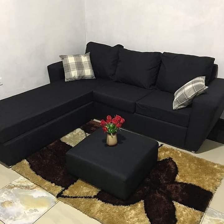 Sofa Plug 🛋️ (@celebqwesi) on Twitter photo 