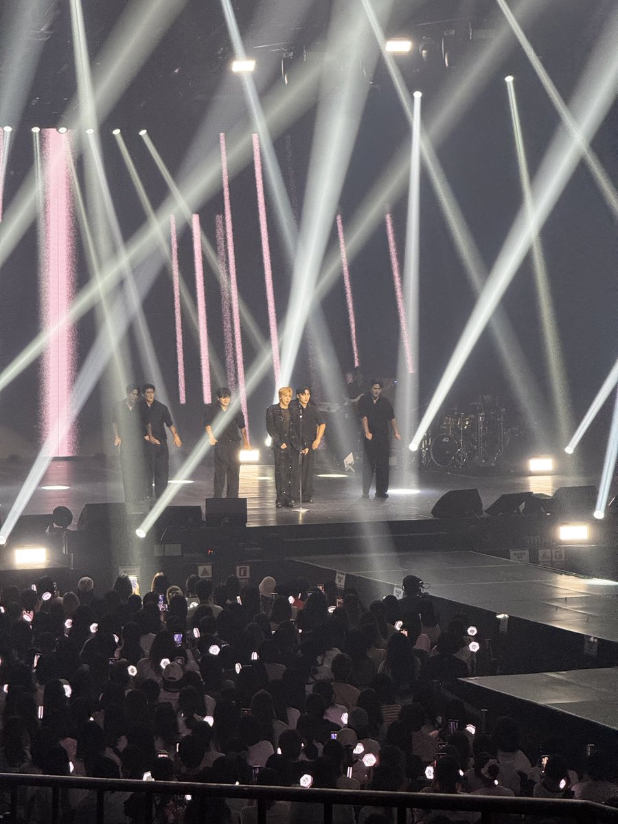 myniellie's tweet photo. You are always shining no matter where you are ๐ฅน
#ACT_NEW_EPISODE_DAY2
#KANGDANIEL #๊ฐ๋ค๋์ #ใซใณใใใจใซ https://t.co/ZlAR21qX8x
