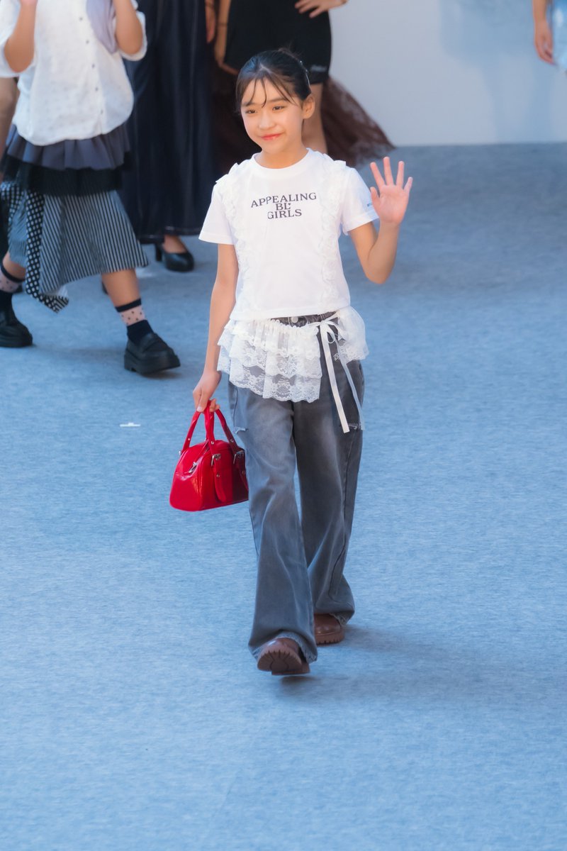 _you_photo's tweet photo. 2025.8.2
ツイン21アトリウム広場
MAKE IT FASHION SHOW2
THE BLAND STYLE FESTIVAL2025

しちじょうりんちゃん(@Rin7jo)

#ブラフェス https://t.co/wVX64nNgu9