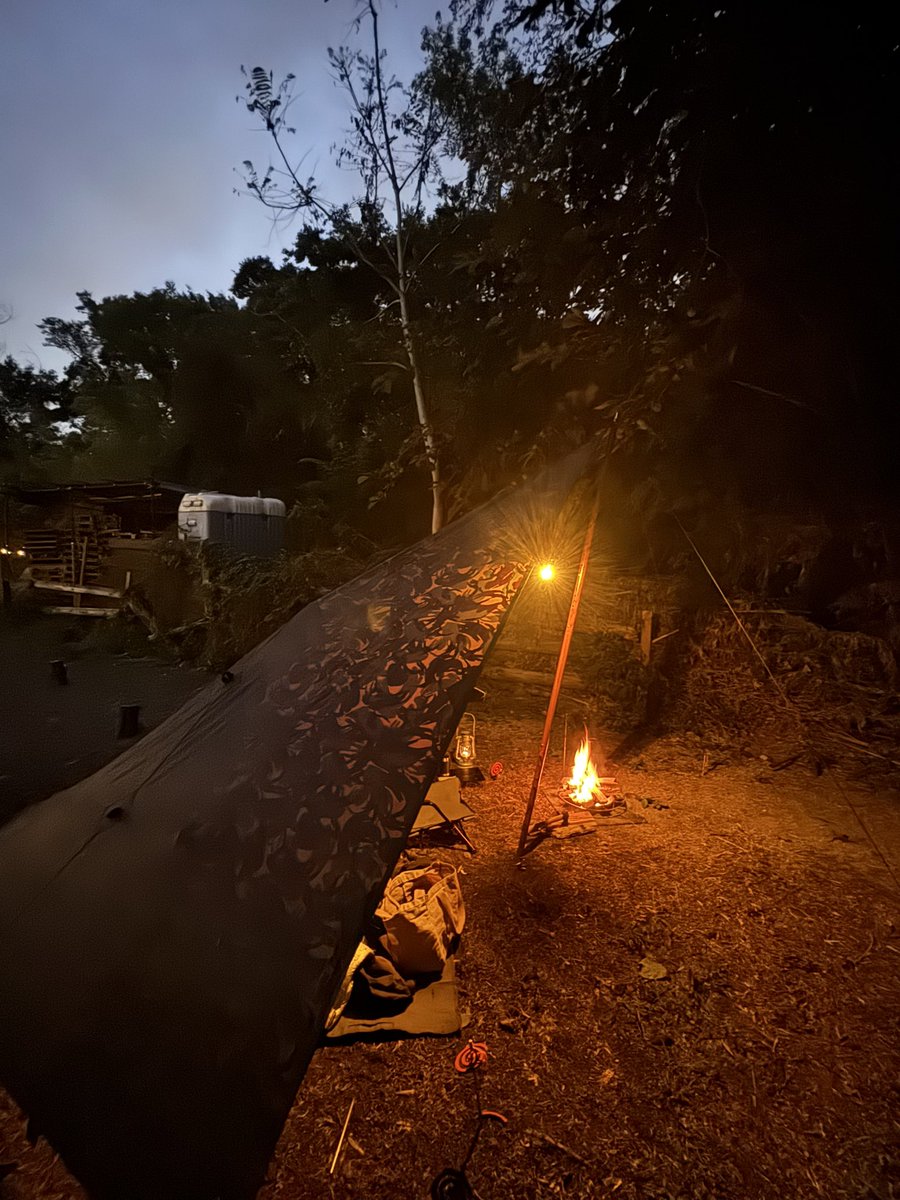 yamanoco_camp's tweet photo. 久々にキャンプ🏕️
まだまだ真夏で暑い🥵
#YamaNoCo #ソロキャンプ #焚火 #キャンプ #キャンプ好きと繋がりたい #camping #bonfire #outdoorlife #bushcraft https://t.co/ZJBv3KwEZp
