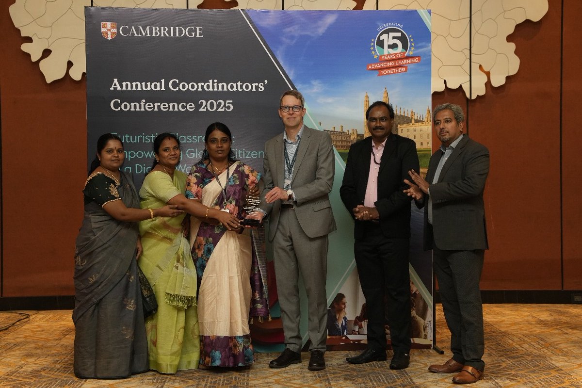 drmcetfyd2526's tweet photo. ๐ Proud moment for Linguaskill Centre: IA115 โ NIA-CLP, Dr. MCET, Pollachi!
Weโve been honoured with the Excellence Award โ Assessment at the South Asia level ๐ (only 2 institutions recognised).
Award presented by Mr. Andrew Campbell, Cambridge (UK).
#Linguaskill #MCET https://t.co/wz6mWieeUO