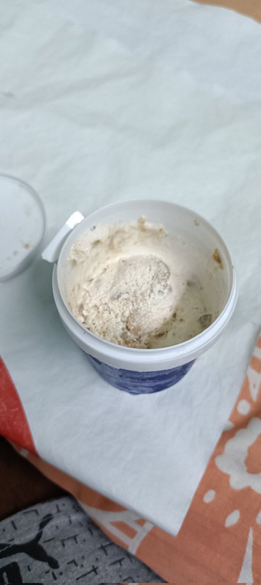 writeatsomnath's tweet image. I ordered Amul ice cream from Bigbasket, and to my shock, it arrived completely melted with a very bad smell. I already tried to complain but they did not take any action. @bigbasket_com @TataCompanies @CEE_bigbasket @bigbasketblog