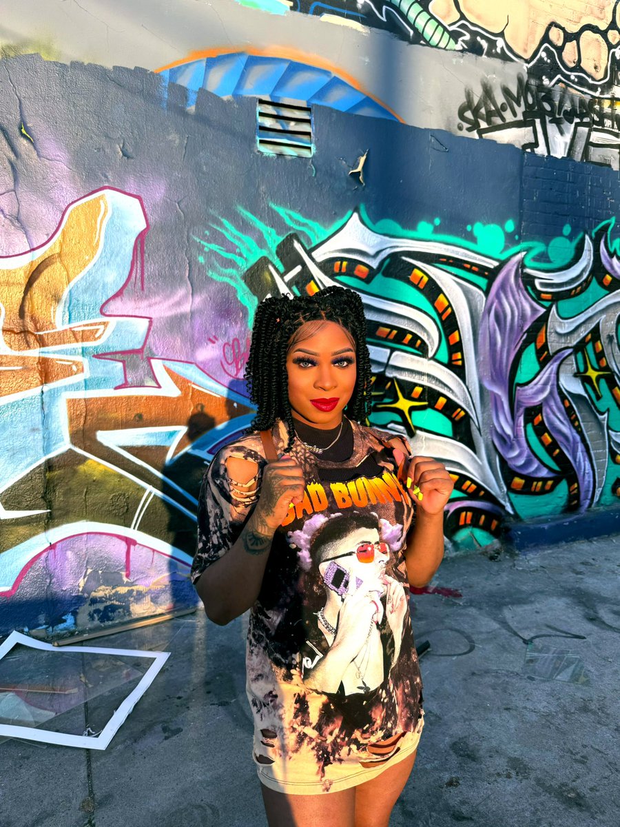 SunkeeAngel334's tweet image. Two video shoots in ONE DAY!!!!! #ALLgasNObreaks 🎬🎬🎬 #BundaTwerkNewOrleansBounce #ProblemMusicVideo 🗣️🗣️😏😏😏