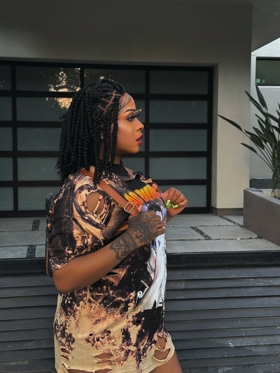 SunkeeAngel334's tweet image. Two video shoots in ONE DAY!!!!! #ALLgasNObreaks 🎬🎬🎬 #BundaTwerkNewOrleansBounce #ProblemMusicVideo 🗣️🗣️😏😏😏