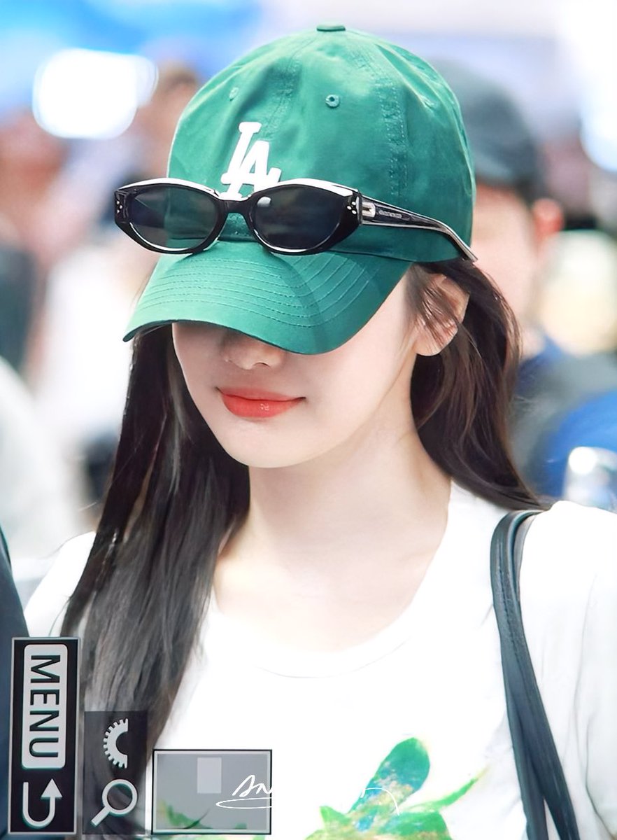 250811 HND

#ningning #닝닝 #寧寧 #宁宁
#NINGNING #寧藝卓 #宁艺卓
#aespa