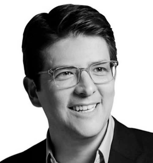 El Partido Conservador Colombiano, su bancada parlamentaria lamentan profundamente el fallecimiento del precandidato presidencial, Senador y amigo  <a href="/MiguelUribeT/">Miguel Uribe</a>. Un guerrero que defendió  siempre con firmeza los principios de la democracia, convirtiéndose en un voz referente