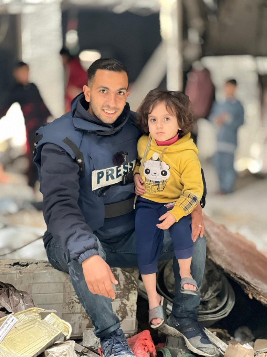 حاول #أنس_الشريف إحياء مَوات الضمائر، فرحل والضمائر لا تزال ميتة..