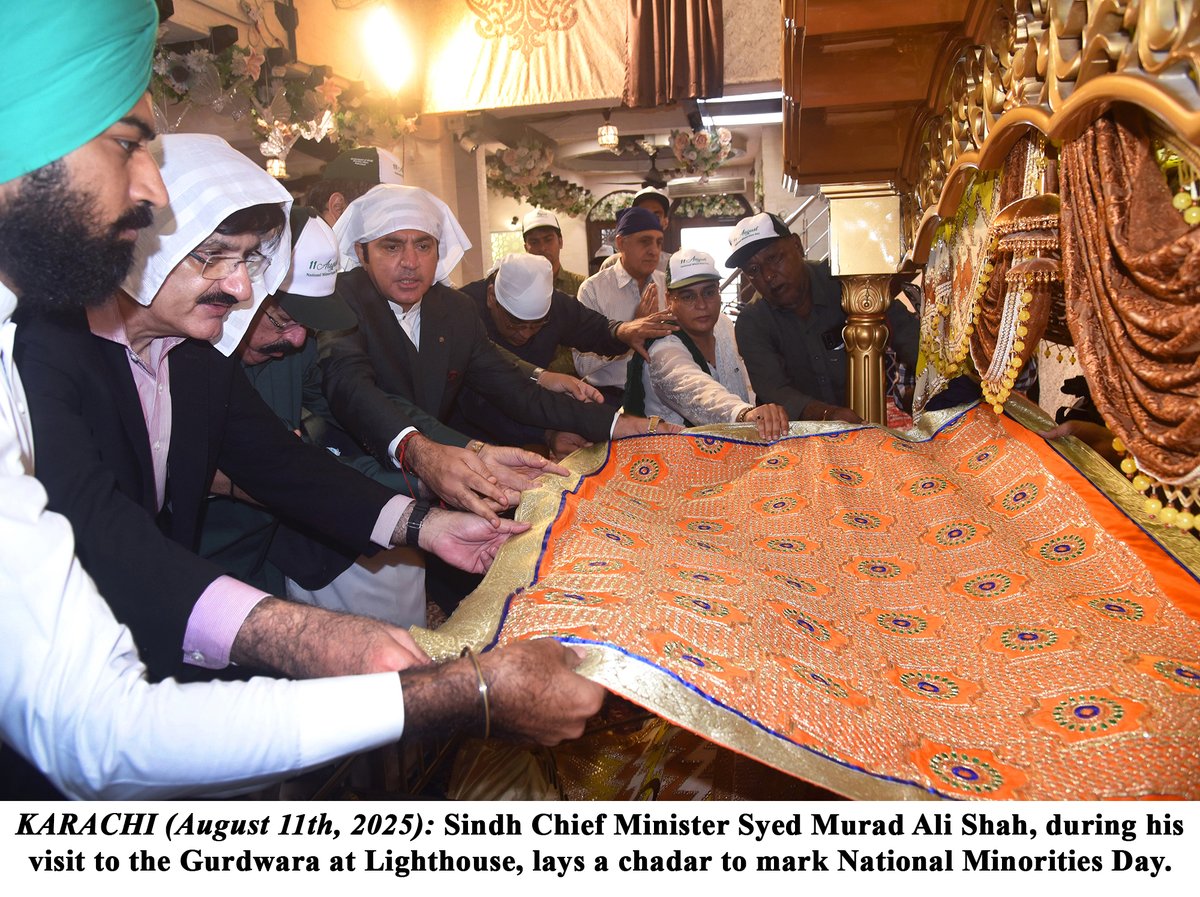 KARACHI (August 11th, 2025): Sindh Chief Minister Syed Murad Ali Shah, during his visit to the Gurdwara at Lighthouse, lays a chadar to mark National Minorities Day.