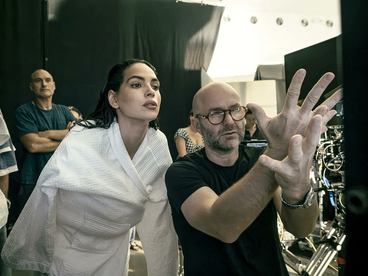 designscene's tweet photo. The legendary fashion photographer #SolveSundsbo talks exclusive with #DSCENE's Editor in Chief @zarkodavinic about his 2026 #PirelliCalendar shoot - plus exclusive behind the scenes images now live on DSCENE: https://t.co/iNXgTY7kCH
Sølve Sundsbo’s visionary approach has made him one of the most influential photographers working today. Known for pushing creative and technical boundaries, he has collaborated with fashion’s biggest names and consistently redefined the visual language of contemporary image-making. This year, Sundsbo takes the helm of the iconic Pirelli Calendar, bringing together a cast of extraordinary women – including Tilda Swinton, Gwendoline Christie, FKA Twigs, Venus Williams and the legendary Isabella Rossellini, in addition to supermodels Eva Herzigova and Irina Shayk – for a project that explores themes of nature, emotion, and imagination.
The 2026 edition was shot on location in Norfolk, Essex, London, and New York, with a creative team including stylist Jerry Stafford, set designer Robbie Doig, and casting director Piergiorgio Del Moro. As the full calendar imagery awaits release, Sundsbo sat down with DSCENE’s Zarko Davinic to discuss his creative process, the evolution of the industry, and what it means to capture human experience through photography.