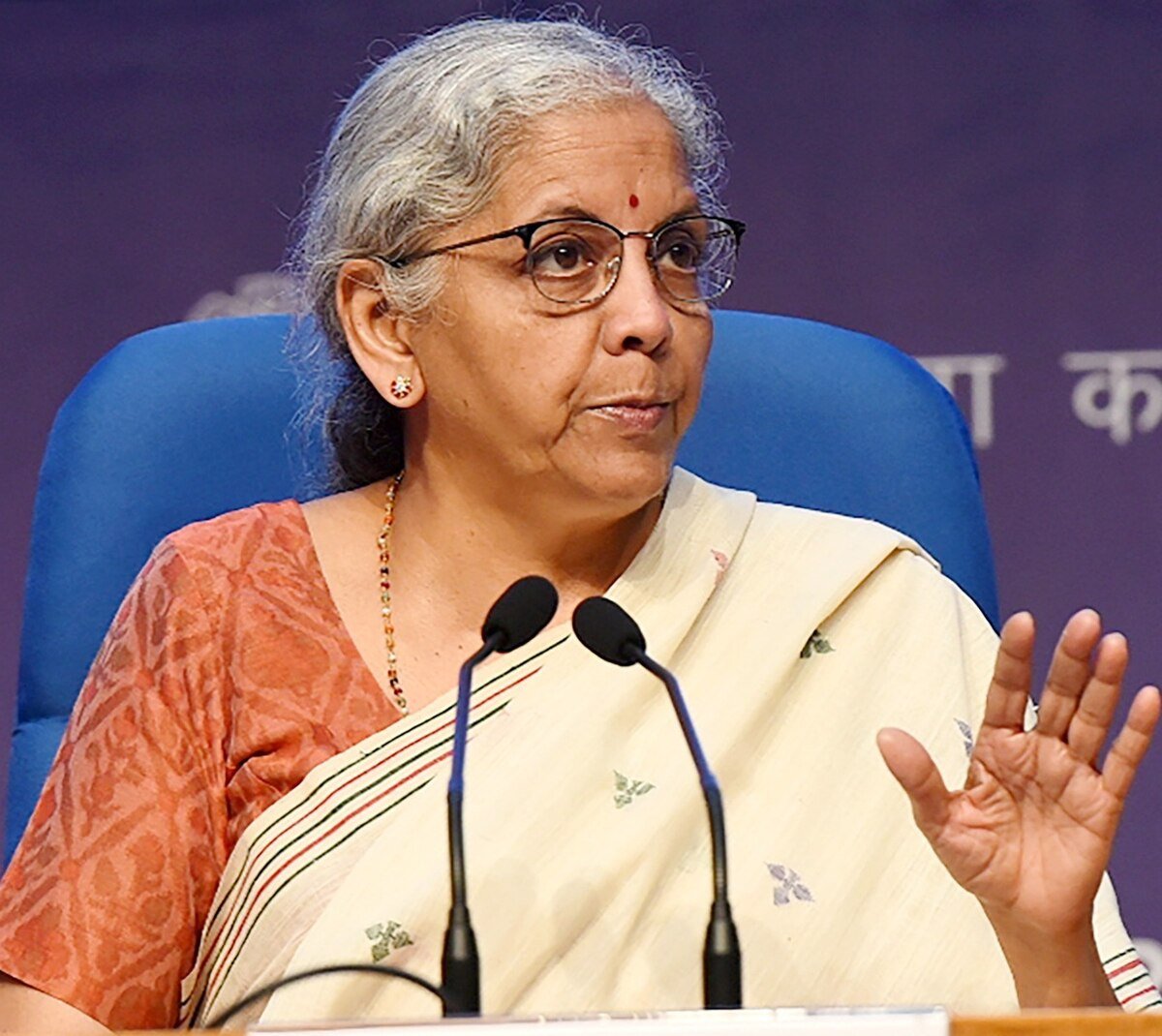 CryptooIndia's tweet photo. BREAKING: 🇮🇳 Finance Ministry reports uncovering ₹29,208 Cr in hidden foreign assets and ₹1,089 Cr in foreign income from crypto in 2024–25. https://t.co/ShuFCXYtGB