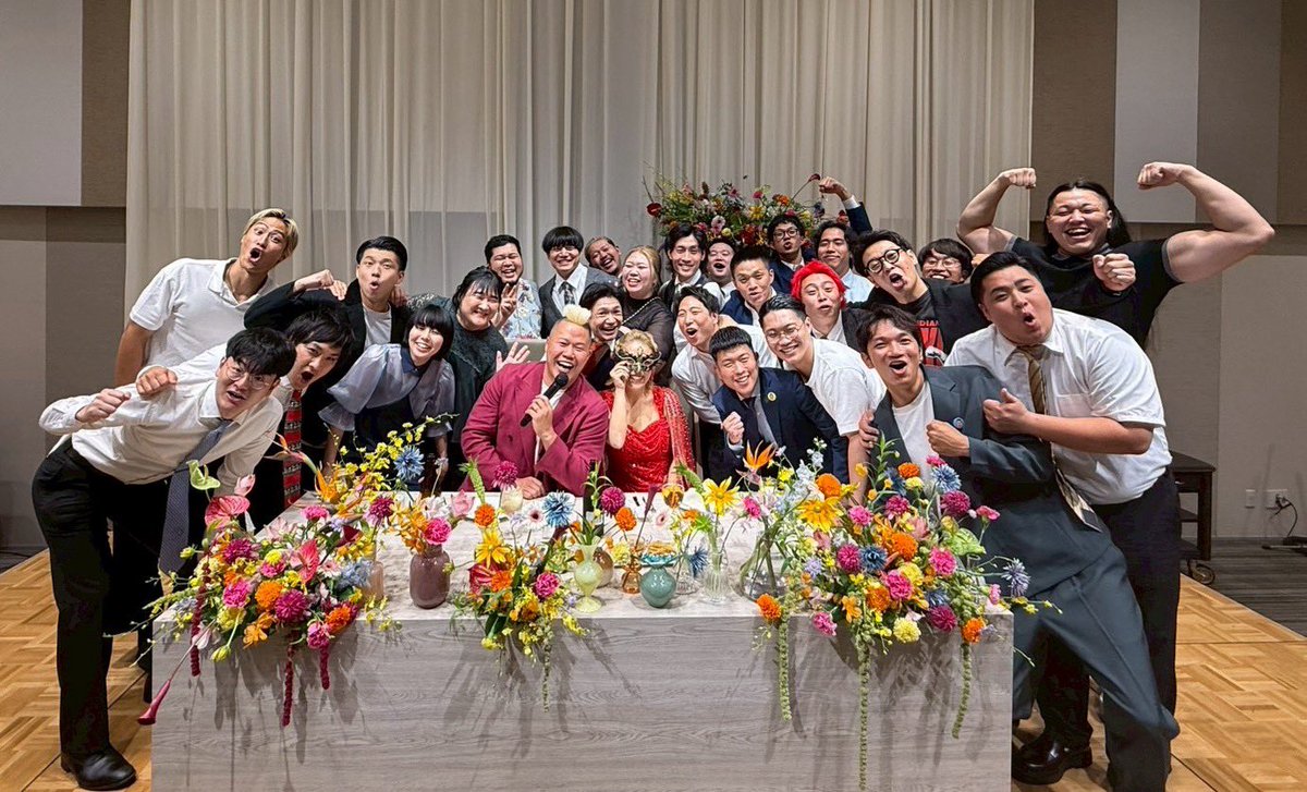 結婚式ビッグスクラム‼️‼️‼️
完全にワンチームでした🏆