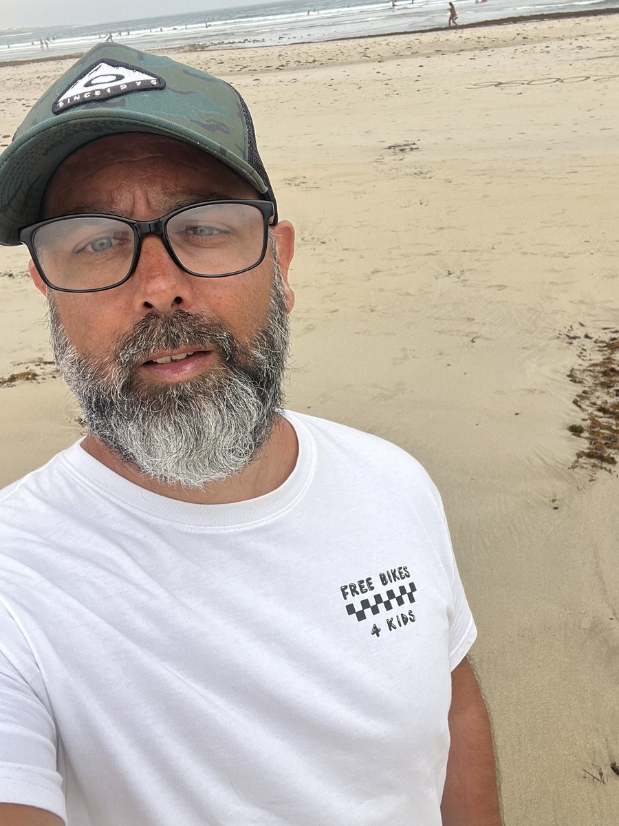 Absolutemtb (@absolutemtb1) on Twitter photo Repping <a href="/PuffaJones/">PuffaJones</a> Free Bikes 4 Kids on the beach in Lanzarote.
Designed by the amazingly talented <a href="/PedalSlip/">Lew | Pedal Slip</a> Repping <a href="/PuffaJones/">PuffaJones</a> Free Bikes 4 Kids on the beach in Lanzarote.
Designed by the amazingly talented <a href="/PedalSlip/">Lew | Pedal Slip</a>