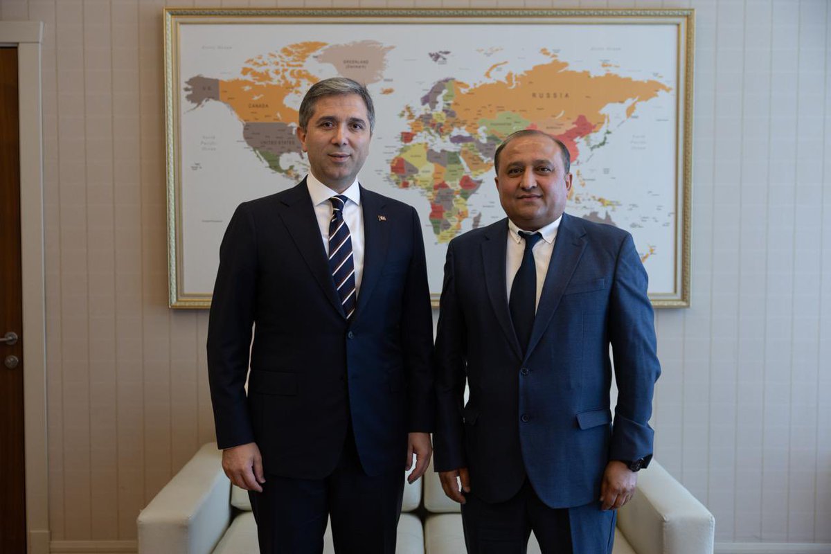 📍AK Parti Genel Merkez 

Yurt dışındaki vatandaşlarımızın sosyal hayata katılımını, kültürel bağlarını ve dayanışmasını güçlendiren çalışmaları takdirle karşılıyoruz.

Belçika Sosyal Kültürel ve Spor Derneği Başkanı Muammer Eroğlu’na nazik ziyaretleri ve verdikleri kıymetli