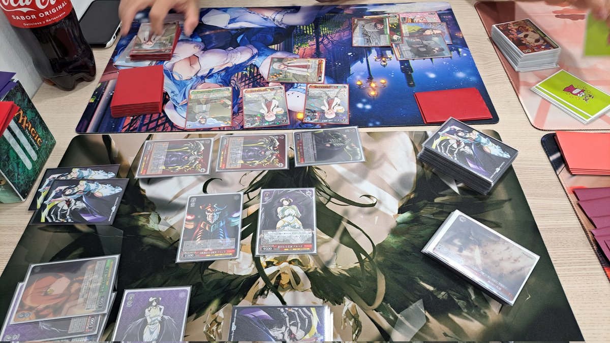 gemufuro's tweet photo. Torneito #wstcg de domingo en @miceliongames 
1º Yurucamp lingote/puerta
2º Nikke puerta/standby
3º HBR 8lingotes
4º Overlord 8puertas https://t.co/sR3hvC6LsU