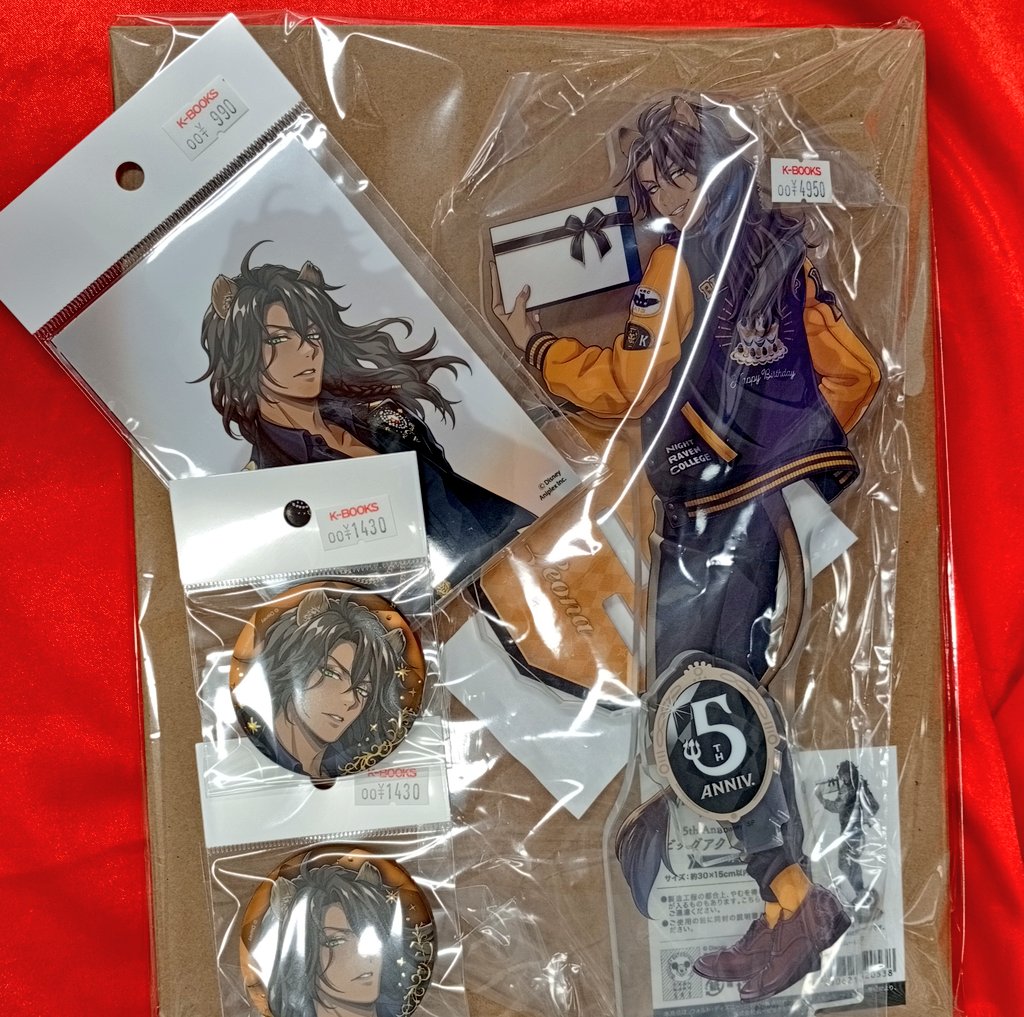 ツイステ レオナ 缶バッジ Dazzling ブレイジングジュエル ツイステ展