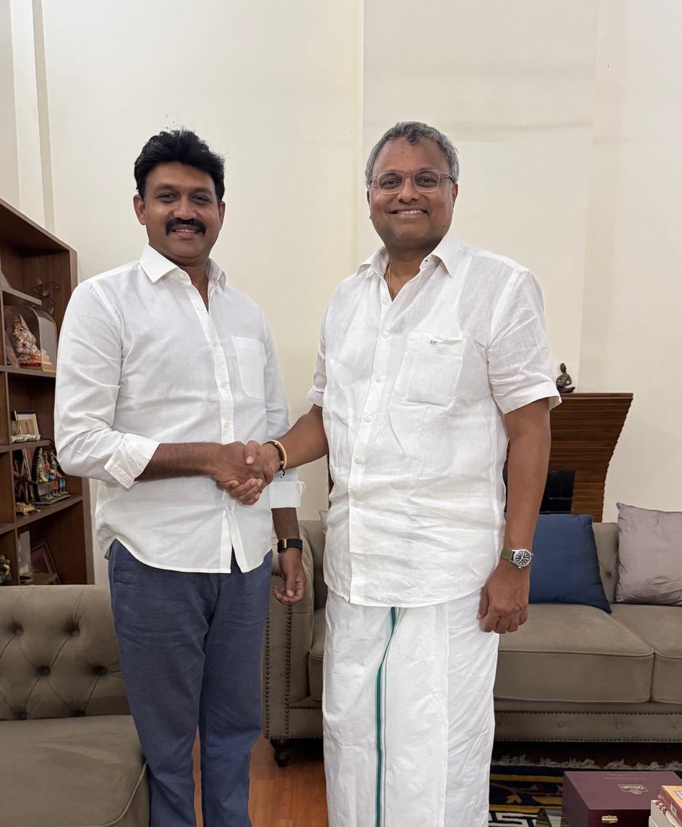 Karti P Chidambaram (@kartipc) on Twitter photo Had a very insightful discussion on areas of mutual interest with Mr Senthil Thondaman
President of Ceylon Workers Congress
Former Chief Minister of Uva Province
Former Governor of Eastern Province
Srilanka <a href="/S_Thondaman/">Senthil Thondaman</a> Had a very insightful discussion on areas of mutual interest with Mr Senthil Thondaman
President of Ceylon Workers Congress
Former Chief Minister of Uva Province
Former Governor of Eastern Province
Srilanka <a href="/S_Thondaman/">Senthil Thondaman</a>