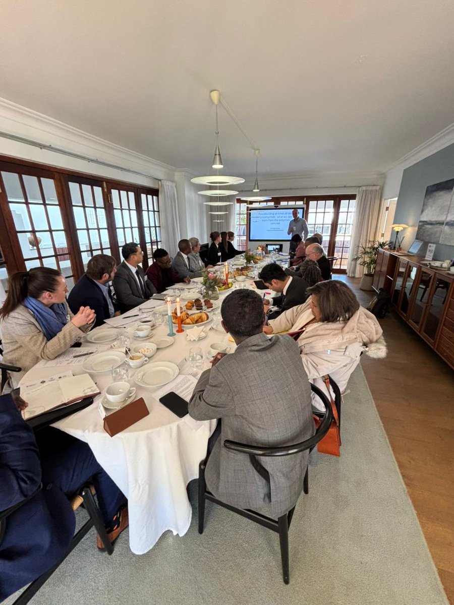Amb. Elsebeth Søndergaard Krone (@dkambinsa) on Twitter photo Gathered #E10 members at the 🇩🇰 residence to discuss peace and security in Africa, the role of UN and AU 🙏 <a href="/DIRCO_ZA/">DIRCO South Africa</a> and <a href="/MandrupThomas/">Thomas Mandrup</a> and team for vivid discussions. Thankful to have Columbia, Panama, Somalia and 🇪🇺 in the room 🌍🕊️ <a href="/Denmark_UN/">Denmark in UN NY🇩🇰</a> Gathered #E10 members at the 🇩🇰 residence to discuss peace and security in Africa, the role of UN and AU 🙏 <a href="/DIRCO_ZA/">DIRCO South Africa</a> and <a href="/MandrupThomas/">Thomas Mandrup</a> and team for vivid discussions. Thankful to have Columbia, Panama, Somalia and 🇪🇺 in the room 🌍🕊️ <a href="/Denmark_UN/">Denmark in UN NY🇩🇰</a>