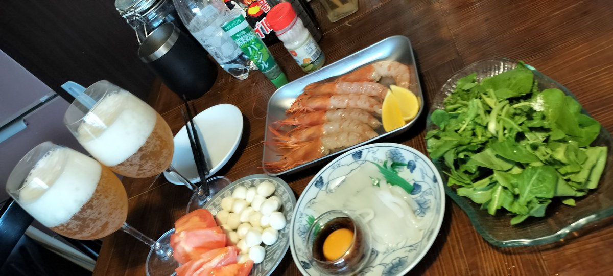 nonchimu0406's tweet photo. イーハェ🐰🥂 https://t.co/lr5MMM3XWH