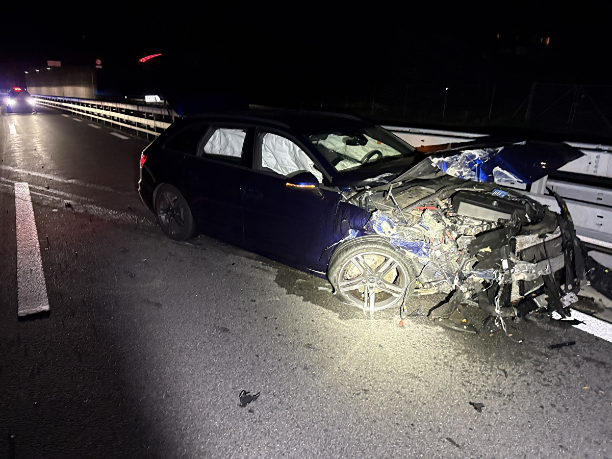 Spiringen / Wassen: Verkehrsunfälle auf Urner Strassen – mehrere Personen verletzt dlvr.it/TMQV3g