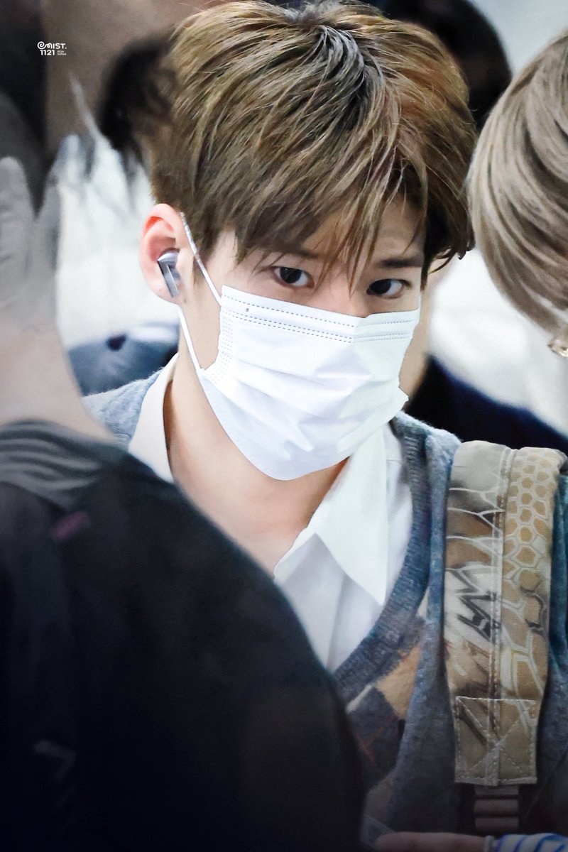 250811 HND

#소희 #SOHEE #라이즈 #RIIZE