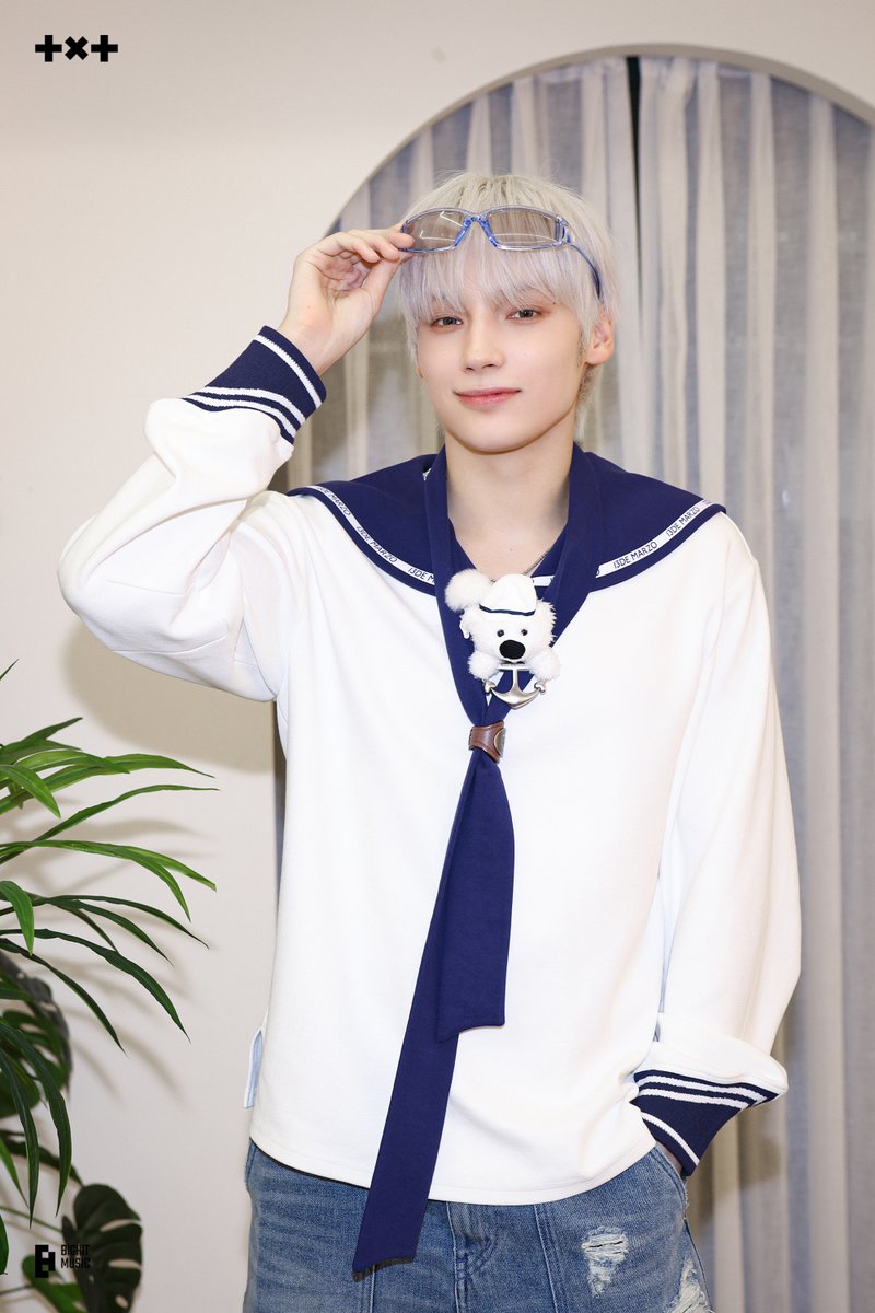 TXT '엉망진창 발매파티' Photo Sketch
(weverse.io/txt/media/0-16…)

#투모로우바이투게더 #TOMORROW_X_TOGETHER #TXT