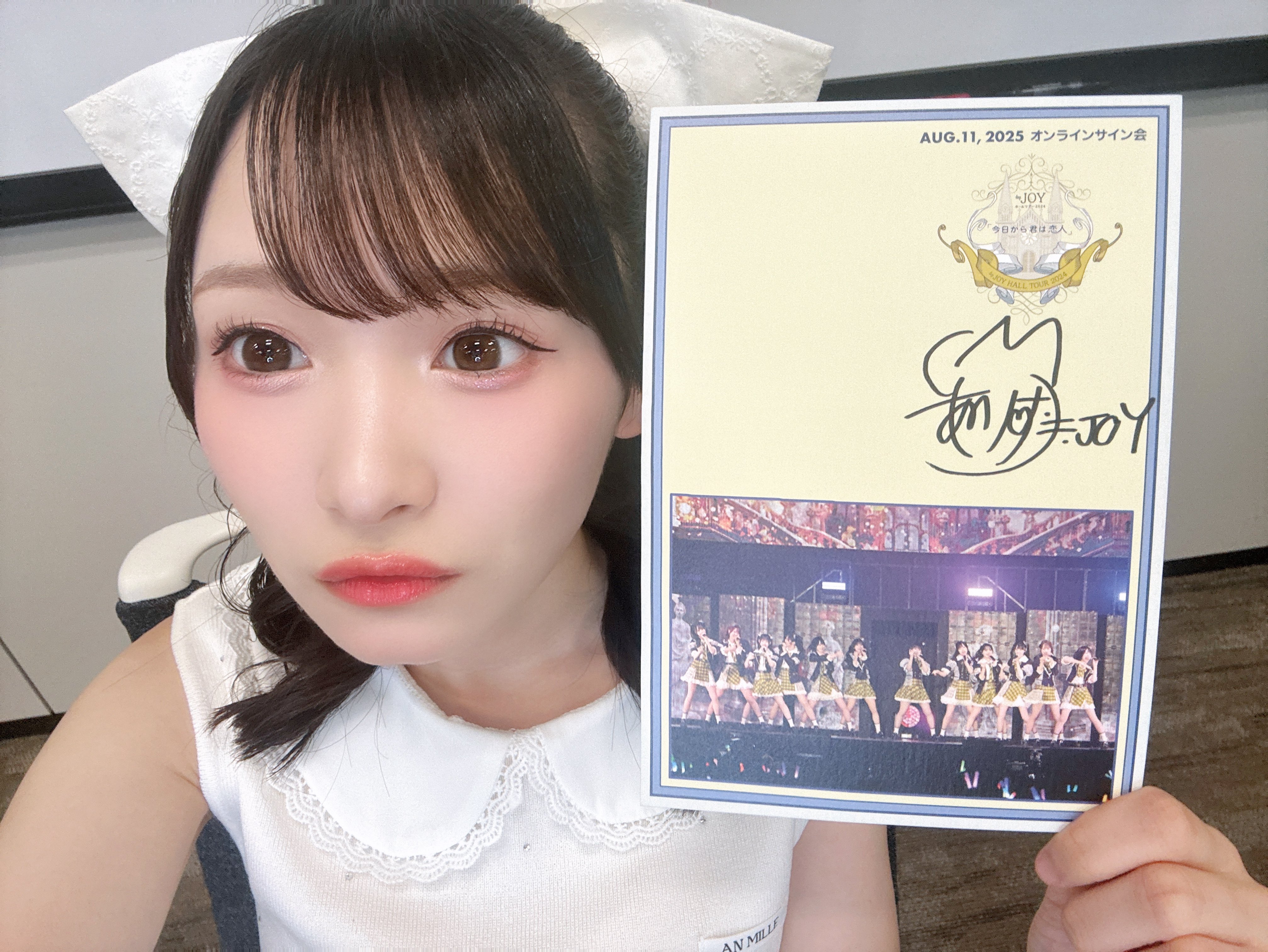ニアジョイ 山野愛月 サイン入りパネル 直筆 ダイナー衣装 最終値下げ】ニアジョイ 山野愛月 サイン入りパネル 直筆