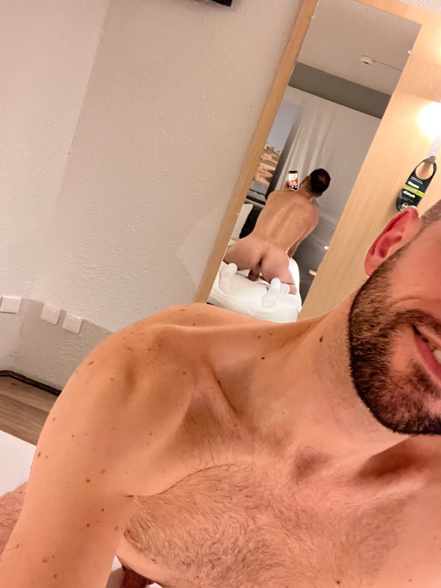 PlayMan_XXX's tweet photo. Hey les gars 😈
Je serai à Paris du 15 au 17 août.
Je vais profiter des sauna et bar cruising.
Y’a qui qui veut s’occuper de mon cul ou me faire découvrir des coins sympa ? 🤩💦
➡️DM
#gayparis #cumdump #fuckme #breedme #loadme https://t.co/DjppnFHfDB