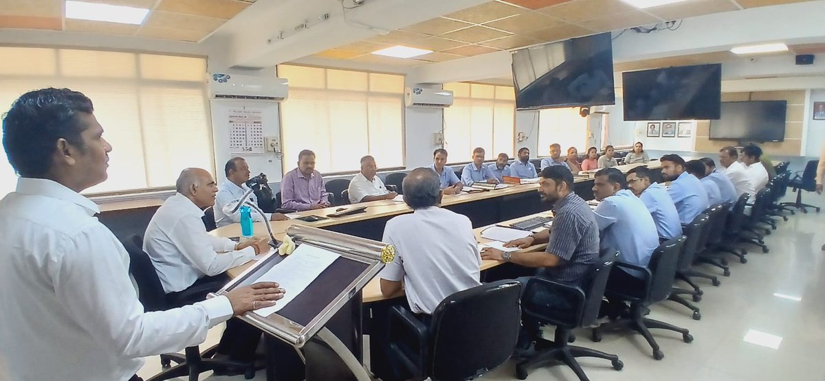 ICAR-CIRCOT, conducted a one-day refresher course on “Characterization Techniques of Cotton Textiles, Auxiliaries, Water &amp; Effluent” on 8 Aug 2025 for managerial staff from M/s Gini Silk Mills Ltd., Boiser, Maharashtra.
#ICAR #CIRCOT #CottonTechnology #Textiles #Sustainability