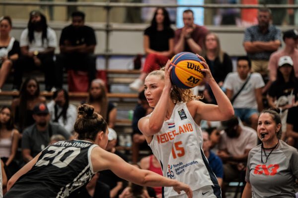 Nederlands succes voor Grasshoppers Liselot Kulk en Lotte van Kruistum in Canada!!  Lees verder op Grasshoppers.nl