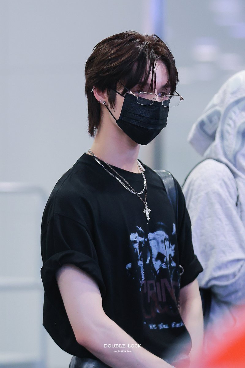 DOUBLE LOCK tweet media