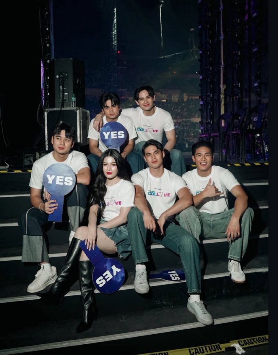 Kaya maraming galit na galit sayo Az eh. Ganito ba naman ka gwapo ang handa kang ipagtanggol ang ipagmalaki ang pangalan mo kapag wala ka.