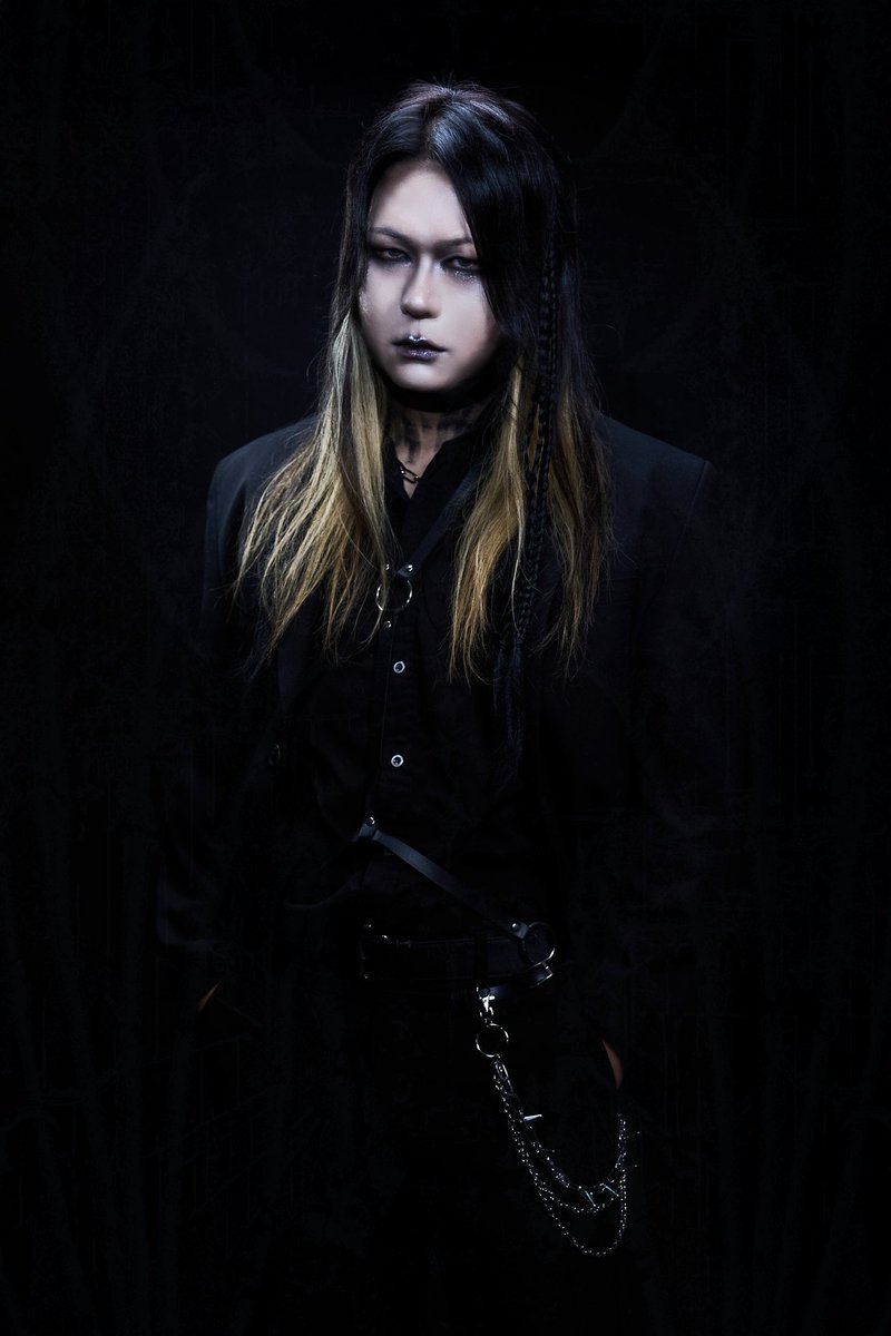 MadmansEsprit's tweet photo. Madmans Esprit

Juho - Guitar
Somyul - Guitar
Geon - Bass
Limu - Drums

-
<Coming soon>

•Aug 15 - [ WALPURGISNACHT ] Madmans Esprit X Remnants of the Fallen
•Aug ?? - [?? ?? ??? ?? + ??] https://t.co/T4JnuGgBSF