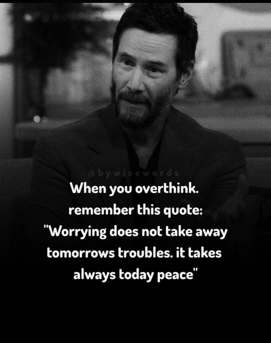 Cuando pienses demasiado, recuerda esta frase: "Preocuparse no elimina los problemas del mañana. Toma la paz del momento presente".❤️