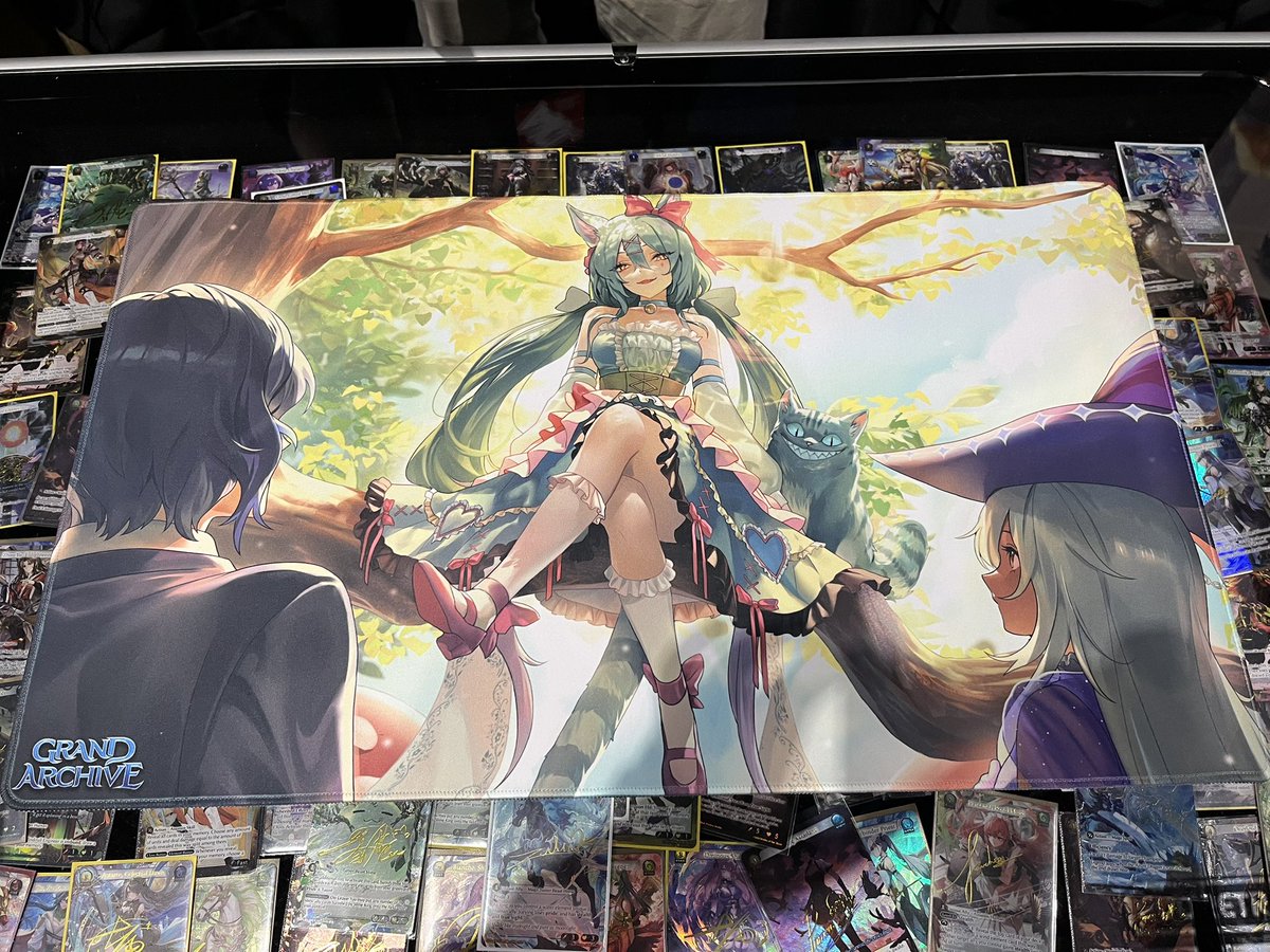 Grand Archive Playmat Showcase

Rictus Tiding

One of the first mats for Distorted Reflections.

Ciel and Diana encounter the Cheshire Cat.
What could she have to say?

Look out for this at future GA events.

#grandarchive