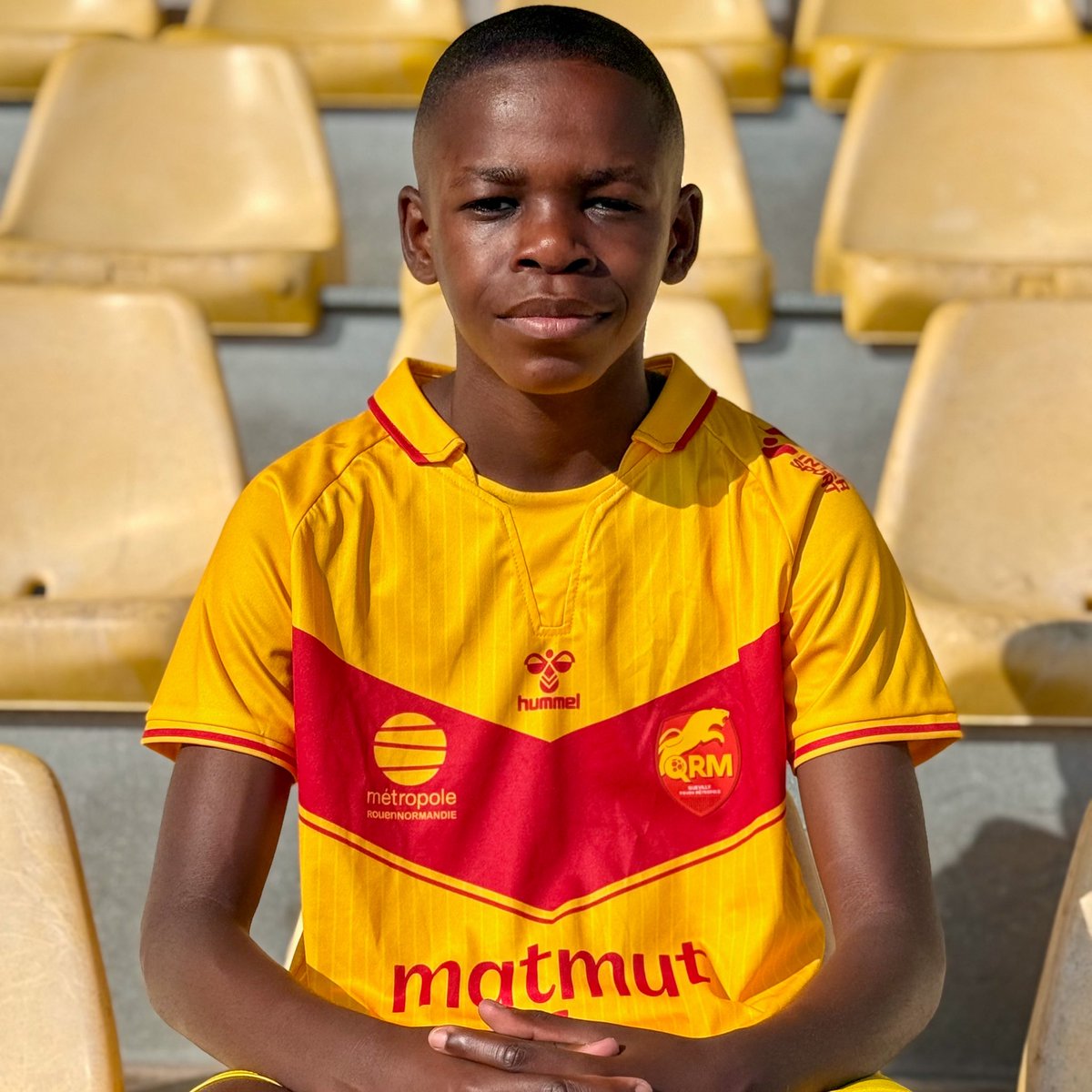 OwenVangu's tweet photo. Saison 2025/2026, @OwenVangu u13 surclassé avec les u14 de @QRM entrainé par Aliou Sall et Cedric Letertre.
#QuevillyRouenMetropole #QRM #GoQRM #FormationQRM #U13 #U14 #Football #OwenVanguKala #Vangu #OwenVangu #VanguJr https://t.co/8NSz1kfCI6