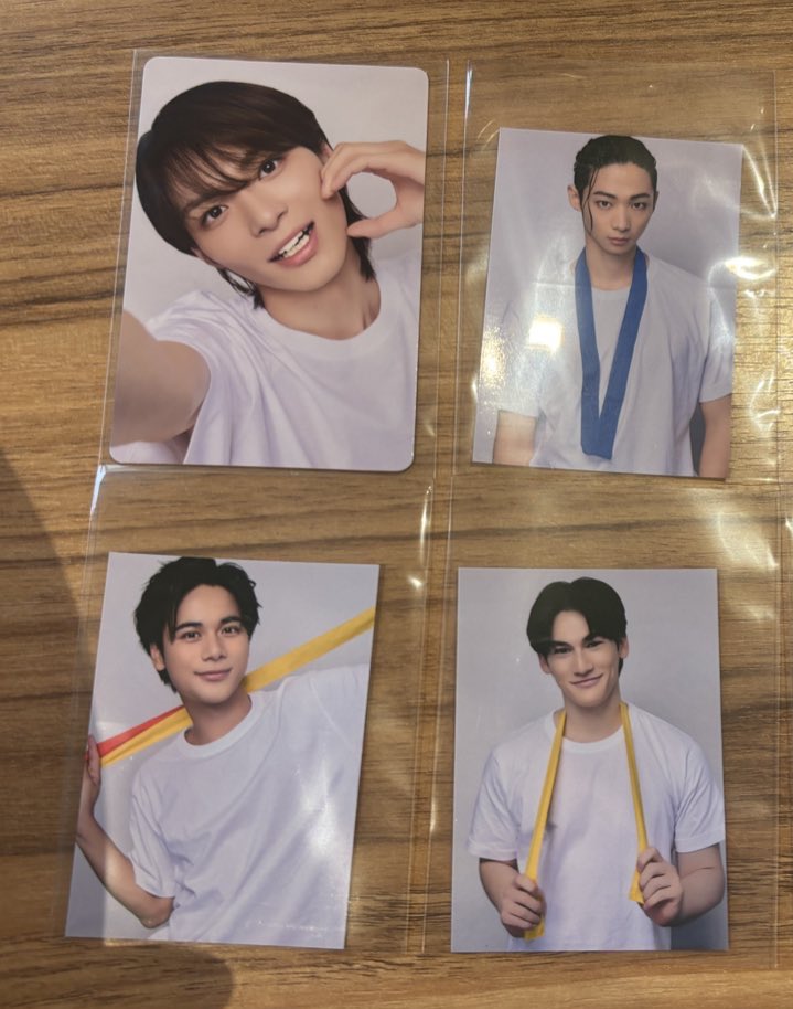 ホリアク　2025 トレカ(ランダム) mimi on X: 