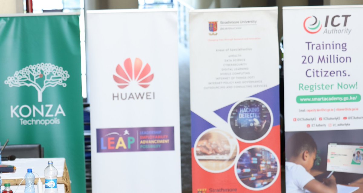 TechnopolisKE's tweet photo. D-Day is here! After an intense 48-hour innovation marathon, finalists are now presenting their solutions. As a proud partner, judge, and mentor at the #Innovate254Hackathon, Konza Technopolis celebrates the creativity, resilience, and brilliance on display
@ICTAuthorityKE @HuaweiKenya @MoICTKenya 
 #SiliconSavannah #DevCon2025 #DevolutionConference2025