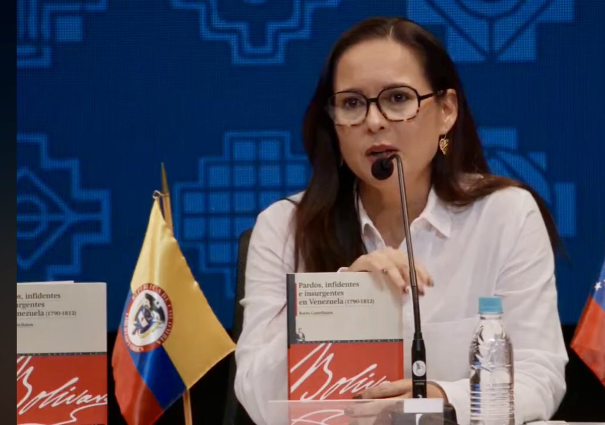 Un cafecito y esta imagen.  
Representa toda mi labor realizada la semana pasada y lo que sigue. 
Gracias infinitas a quienes hacen posible que la investigación histórica se promueva, se apoye a nuevas investigaciones y, con ellas, se fortalezca la divulgación de la historia 👏🏼👏🏼