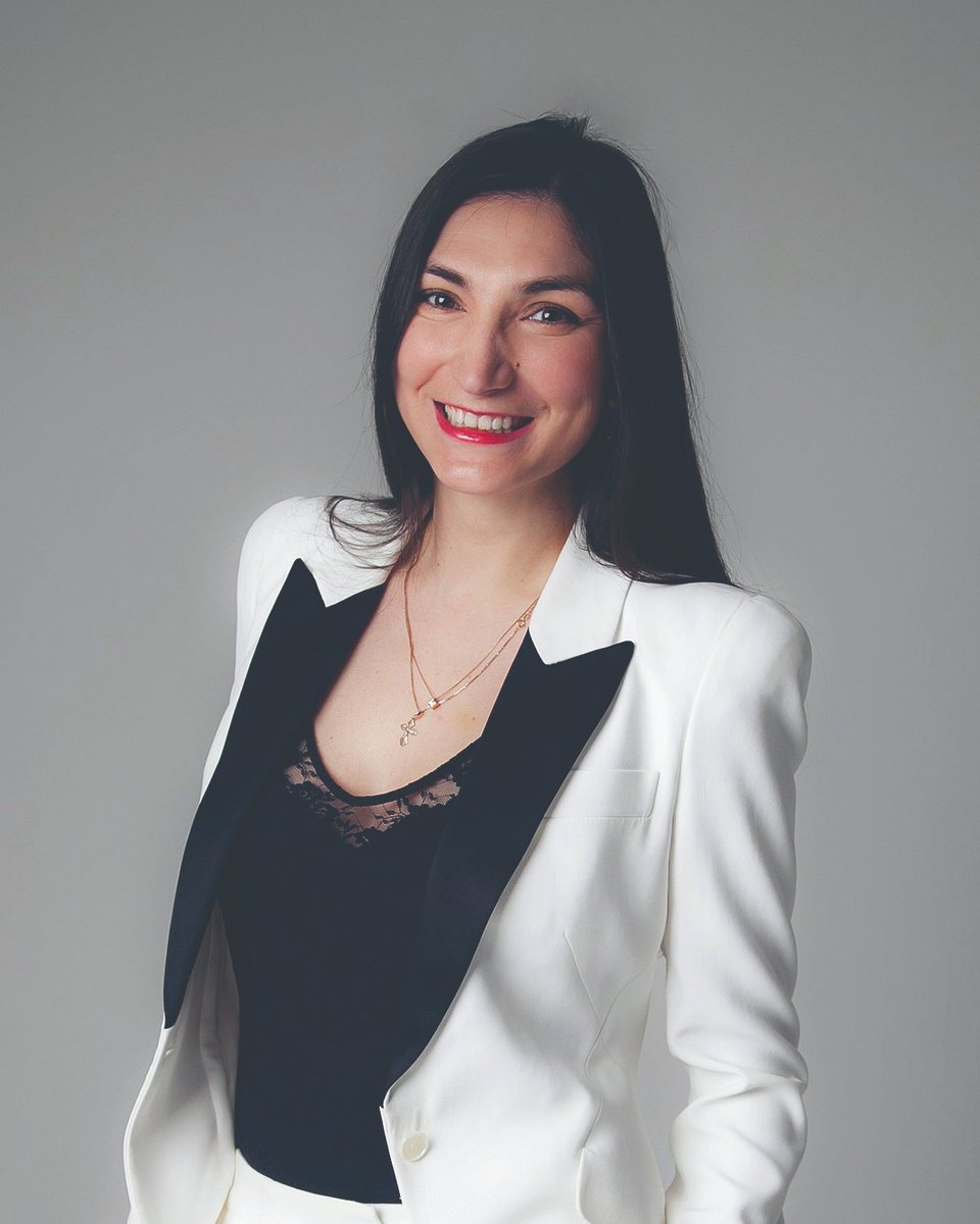 Discover how EU Business School MBA graduate, Irina Kozlova went from Russia to Paris, landing a role at <a href="/EsteeLauder/">Estée Lauder</a> and building an international marketing career. 🌍💼 Read her story: mbagradschools.com/mba-success-st…